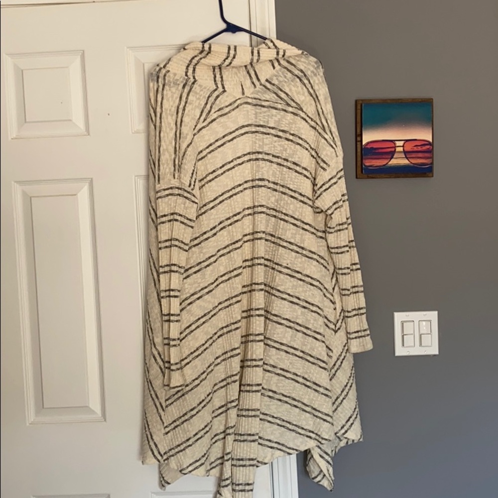 Striped Cardigan - Picture 4 of 5